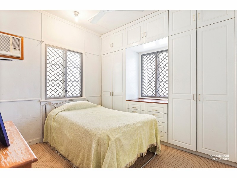 11 Spencer Street, The Range QLD 4700