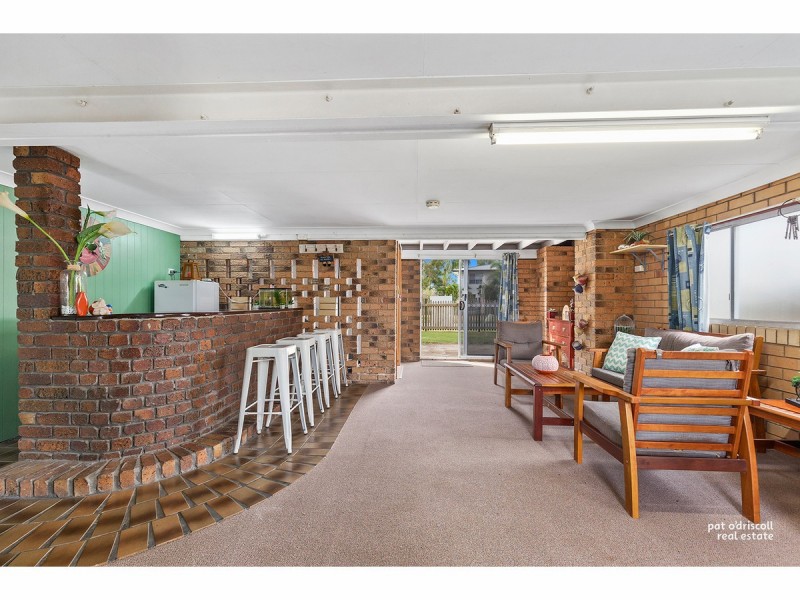 21 Stenlake Avenue, Kawana QLD 4701