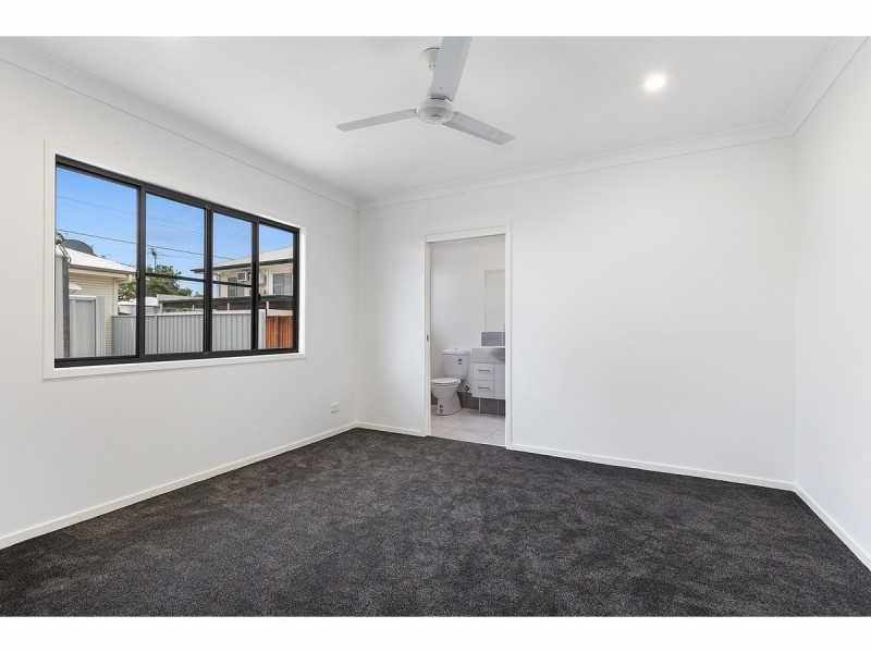 125 Main Street, Park Avenue QLD 4701