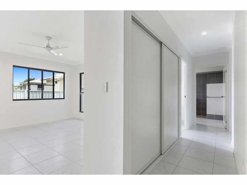 125 Main Street, Park Avenue QLD 4701