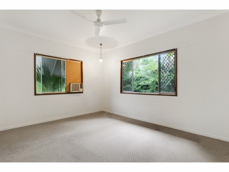 79 Brecknell Street, The Range QLD 4700
