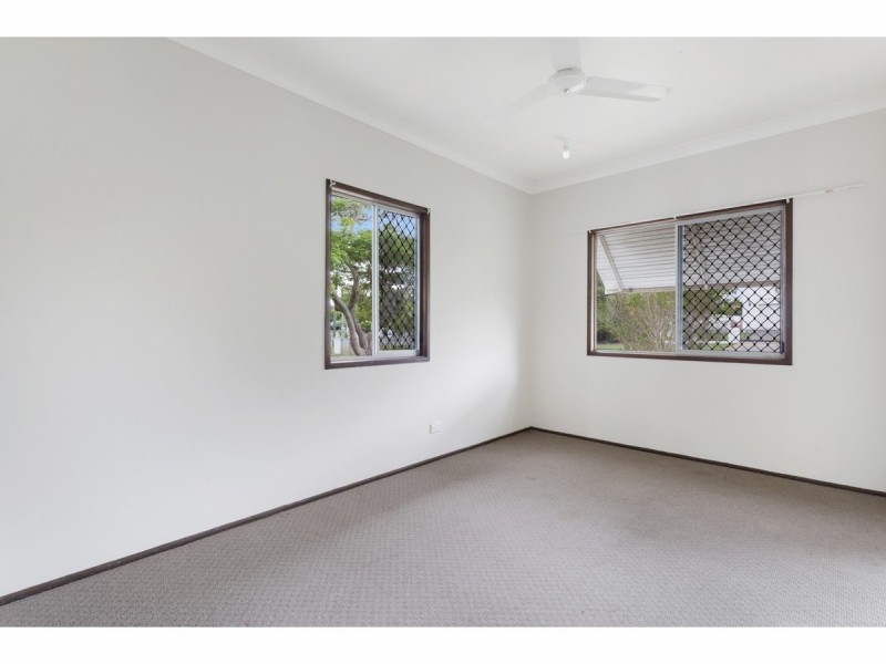 79 Brecknell Street, The Range QLD 4700