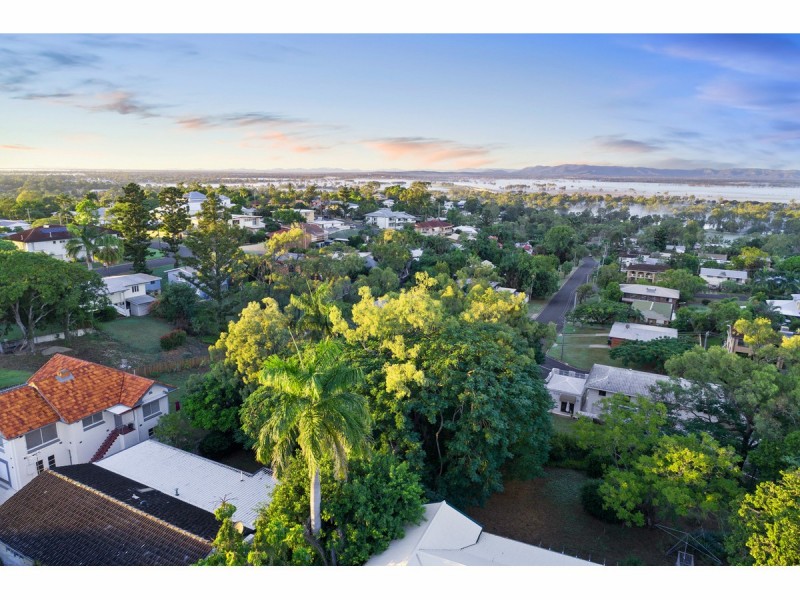 79 Brecknell Street, The Range QLD 4700