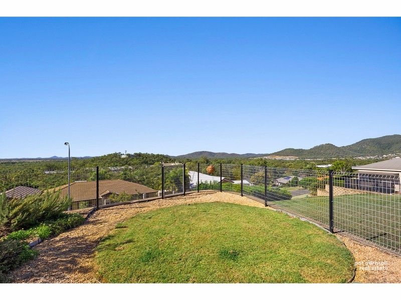 5 Connemara Drive, Kawana QLD 4701