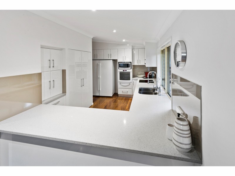 124B Quarry Street, The Range QLD 4700