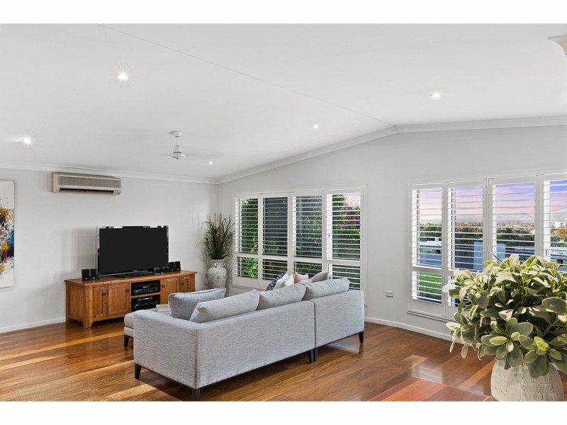 124B Quarry Street, The Range QLD 4700