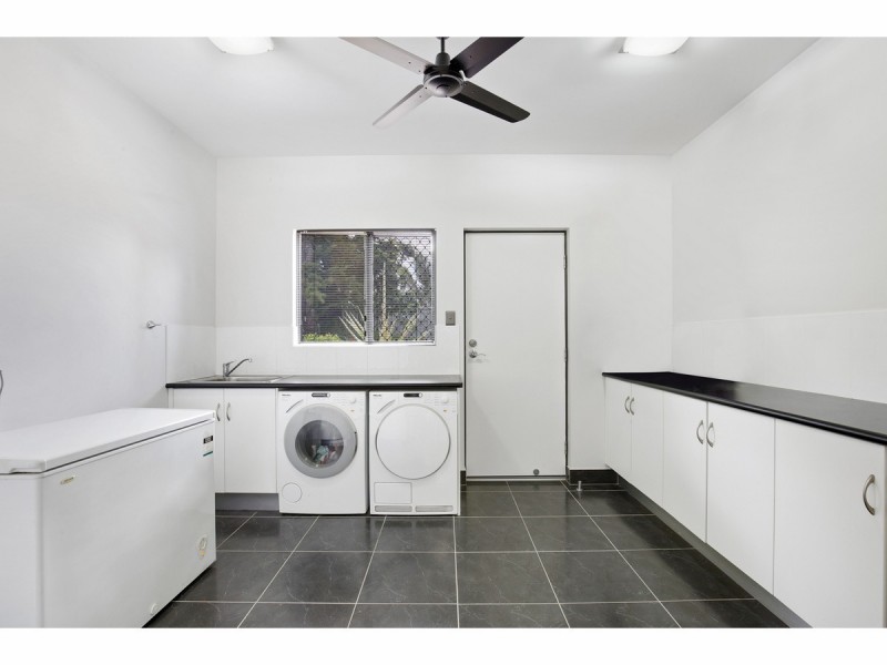326 Leichhardt Street, Parkhurst QLD 4702