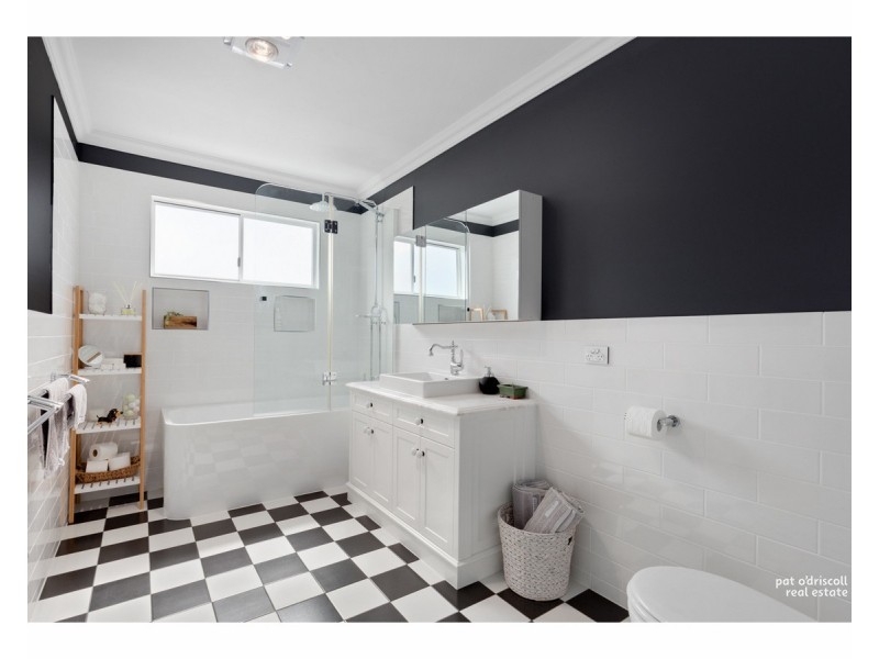 48 Penlington Street, The Range QLD 4700