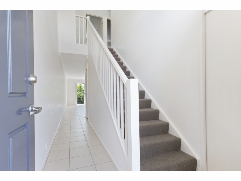 8/8 MacDonald, Allenstown QLD 4700