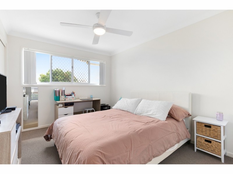 8/8 MacDonald, Allenstown QLD 4700