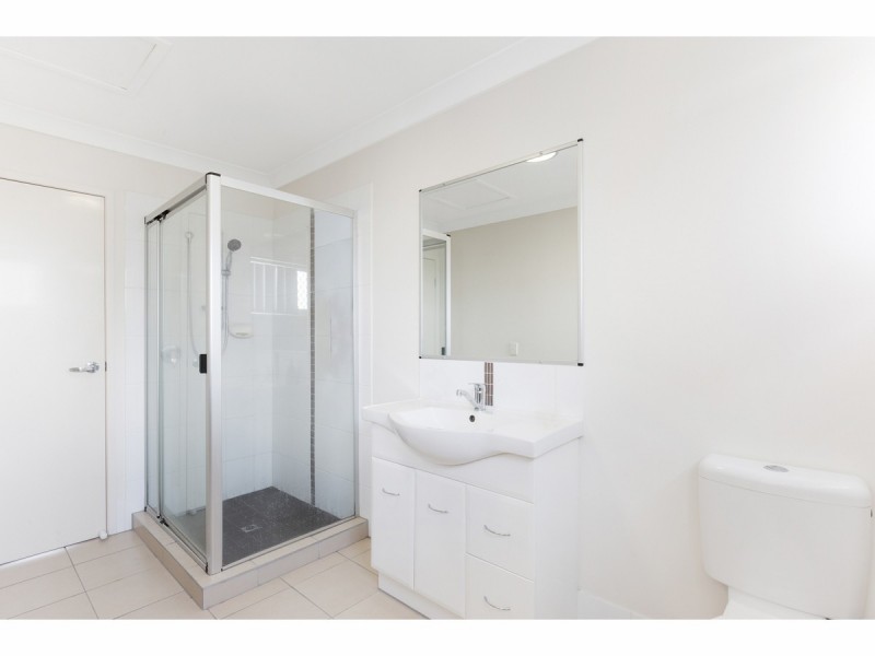 8/8 MacDonald, Allenstown QLD 4700