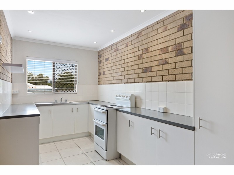 4/44 Haynes Street, Park Avenue QLD 4701