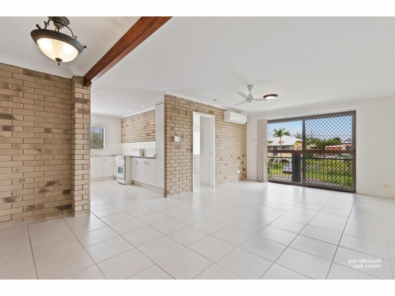 4/44 Haynes Street, Park Avenue QLD 4701