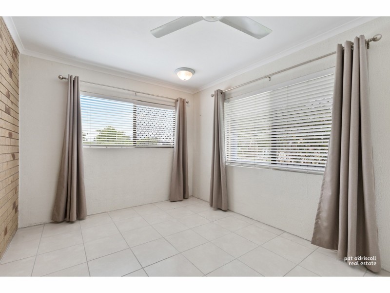 4/44 Haynes Street, Park Avenue QLD 4701