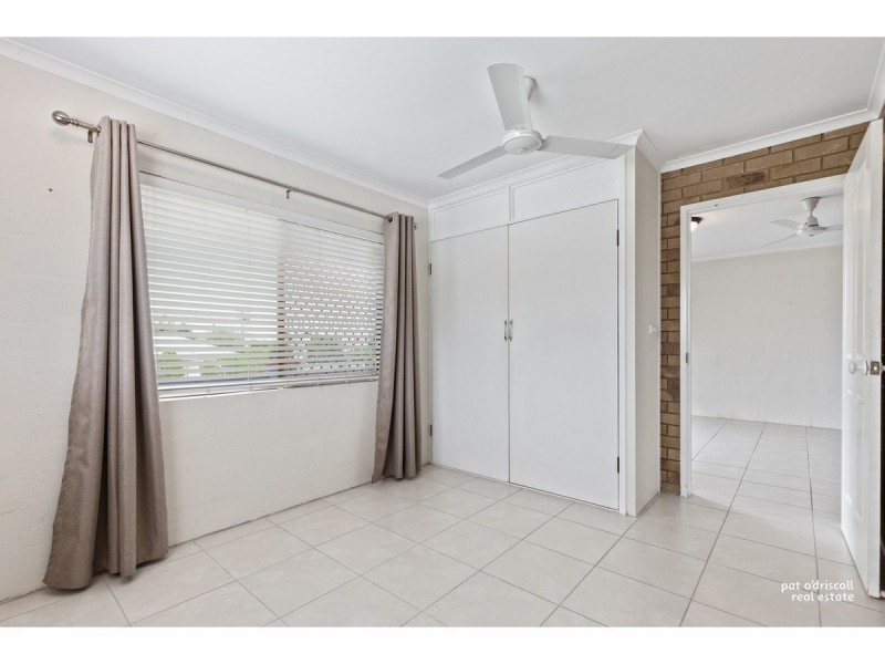 4/44 Haynes Street, Park Avenue QLD 4701