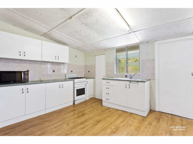 338 East Street, Depot Hill QLD 4700