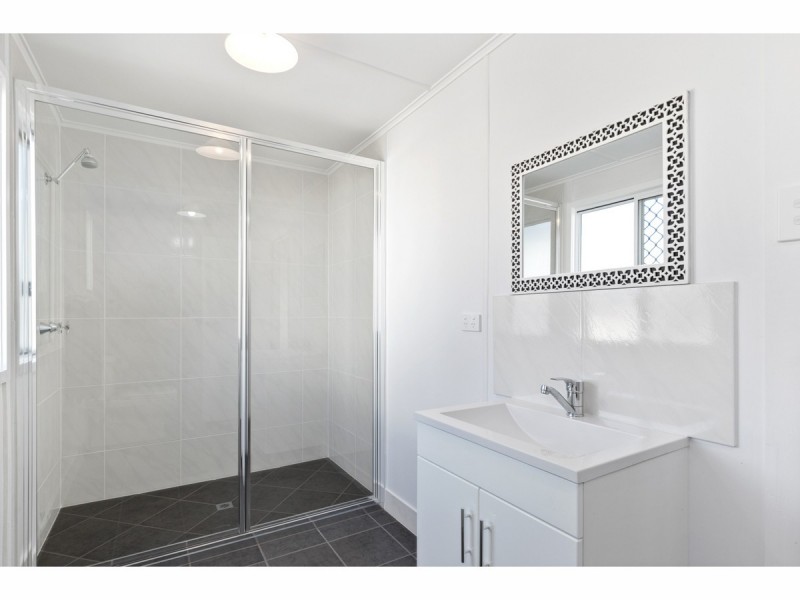 100 Edington Street, Berserker QLD 4701