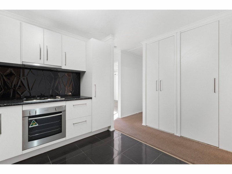 5/6 Burns Street, Frenchville QLD 4701