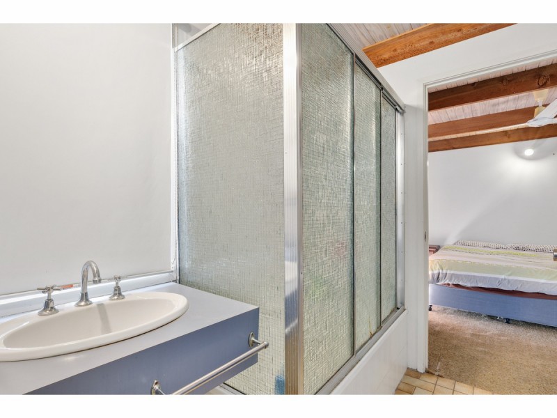 19 Bowen Street, The Range QLD 4700