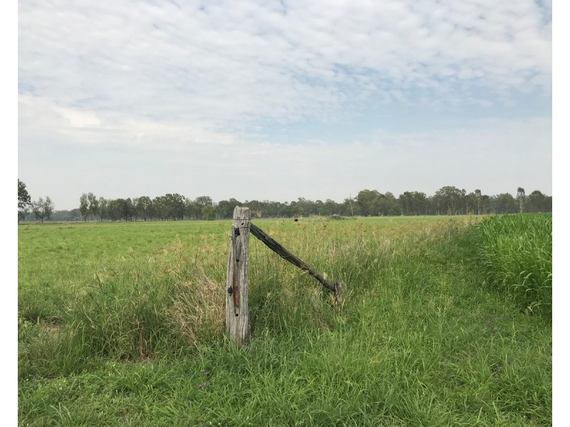 624 Dee River Road, Dululu QLD 4702