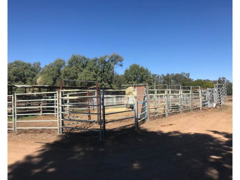 624 Dee River Road, Dululu QLD 4702