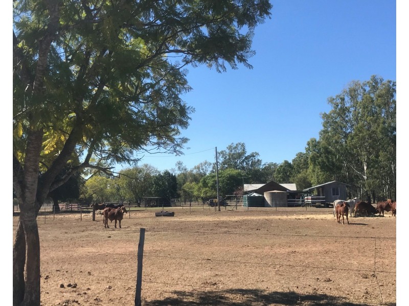 624 Dee River Road, Dululu QLD 4702