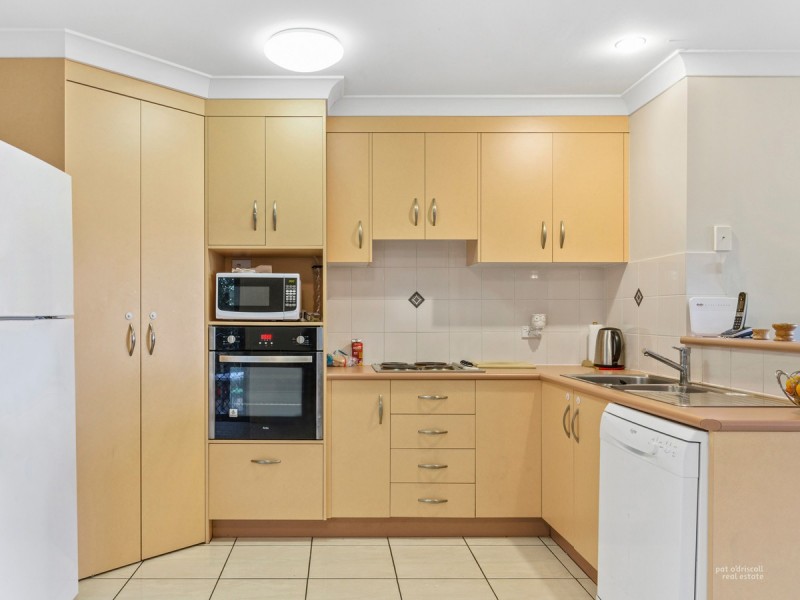 35 Buckle Street, Park Avenue QLD 4701