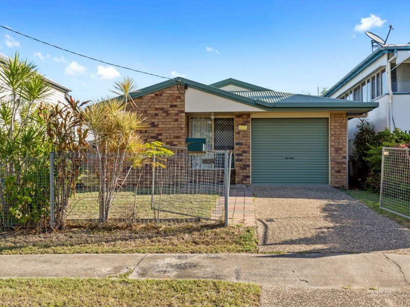 92 Murray Street, The Range QLD 4700
