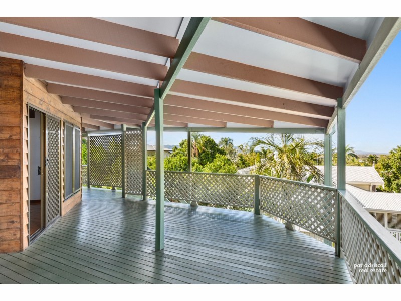 70 Glencoe Street, The Range QLD 4700