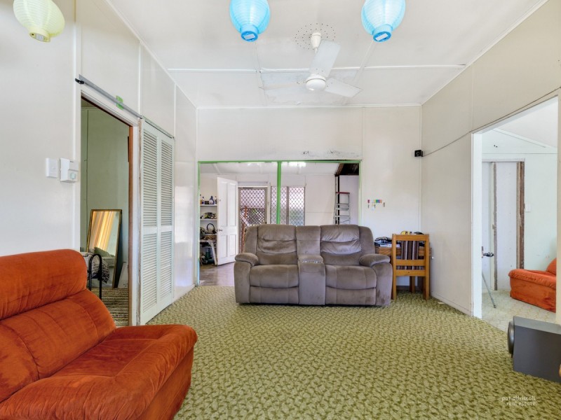 9 Hopkins Street, Park Avenue QLD 4701