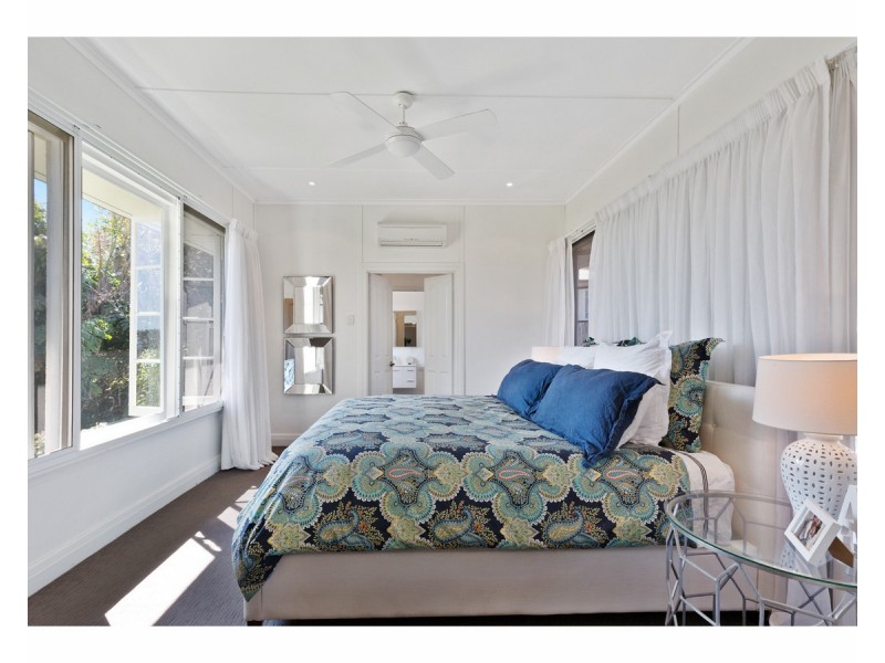 48 Wentworth Terrace, The Range QLD 4700
