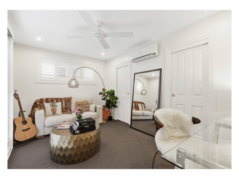 48 Wentworth Terrace, The Range QLD 4700
