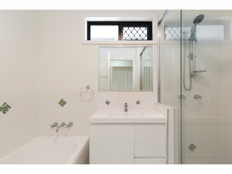 12 Rundle Street, Wandal QLD 4700
