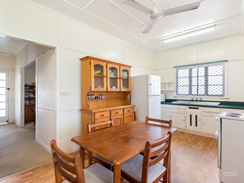 11 Spencer Street, The Range QLD 4700