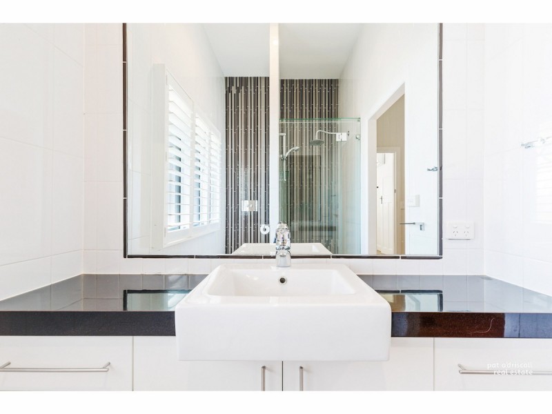 52 Penlington Street, The Range QLD 4700