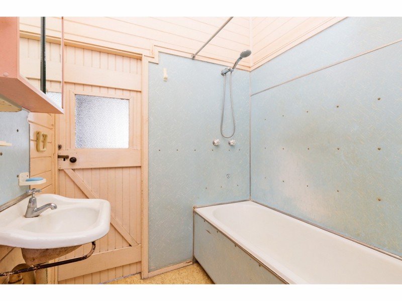 51 Ferguson Street, Allenstown QLD 4700