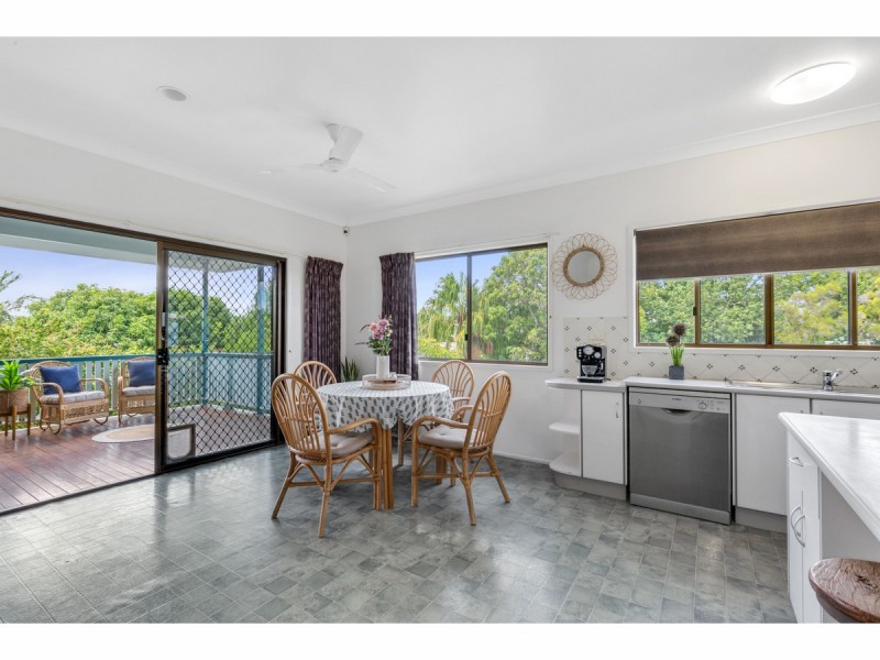69 Albert Street, The Range QLD 4700