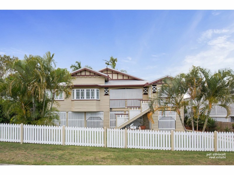 94 Davis Street, The Range QLD 4700