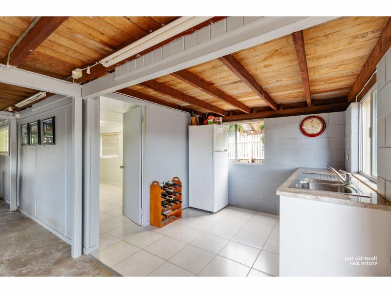 94 Davis Street, The Range QLD 4700