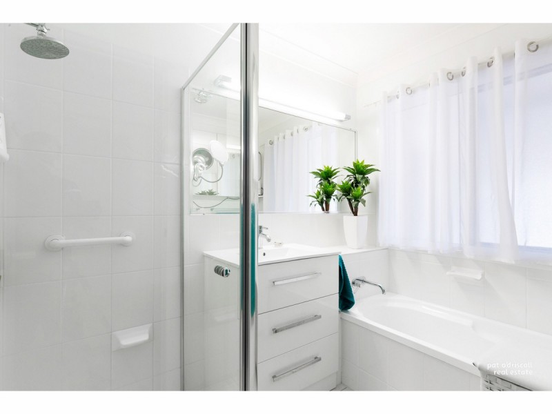 14 Banksia Place, Kawana QLD 4701