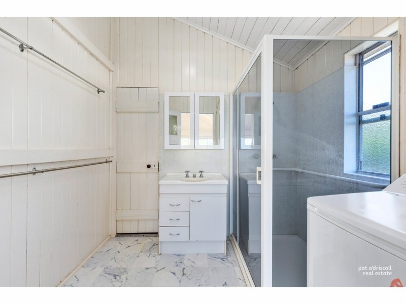 284 Upper Dawson Road, The Range QLD 4700