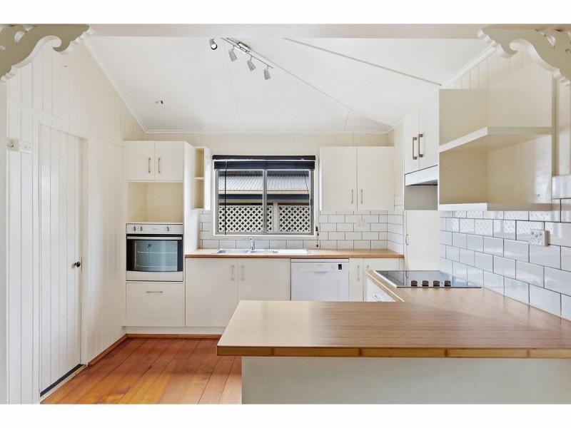 23 Woodville Street, Wandal QLD 4700