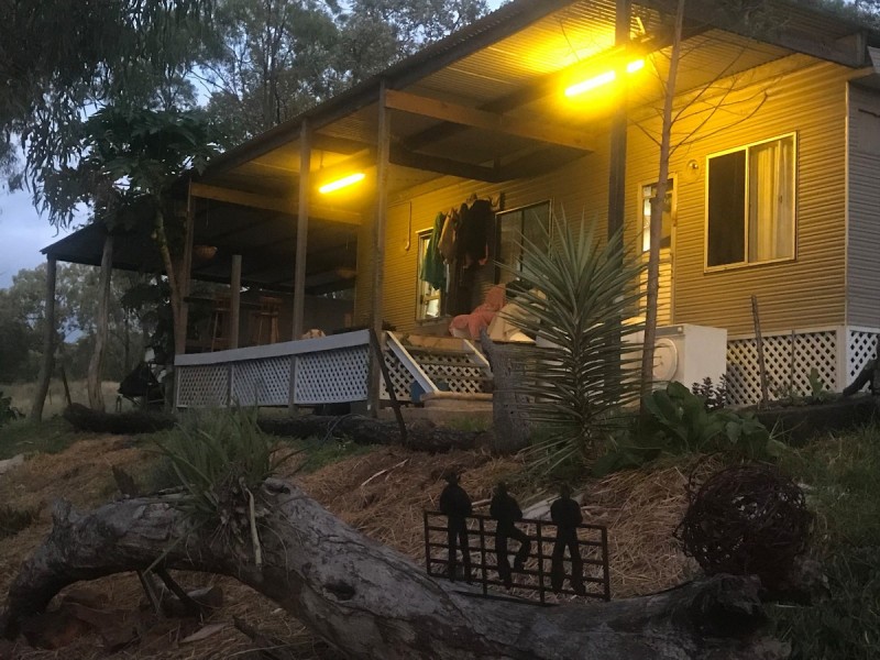 1969 Benedict Road, Stanwell QLD 4702