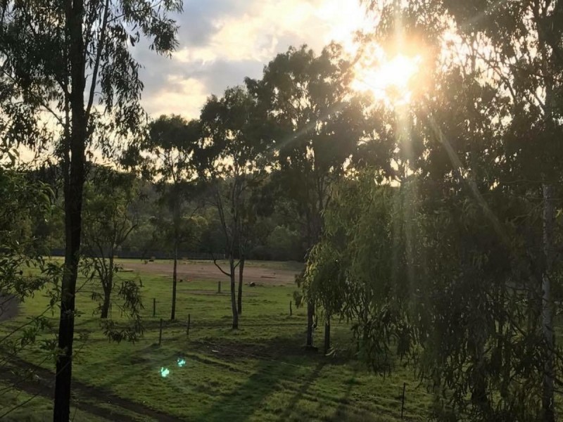 1969 Benedict Road, Stanwell QLD 4702