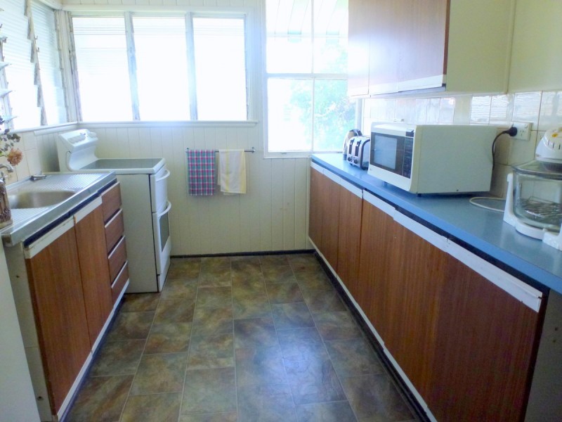26 Dean Street, Berserker QLD 4701