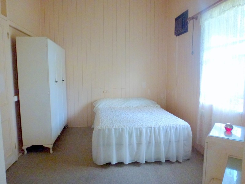 26 Dean Street, Berserker QLD 4701