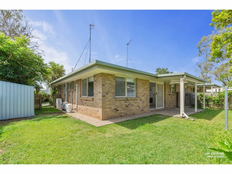 2/9 Buderim Street, Kawana QLD 4701