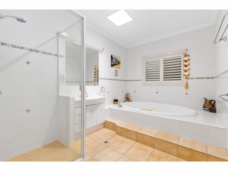 29 Brecknell Street, The Range QLD 4700