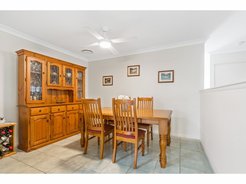 16 Grantleigh Close, Rockyview QLD 4701