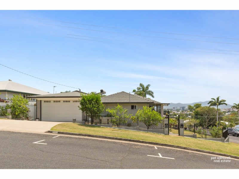 94 Albert Street, The Range QLD 4700
